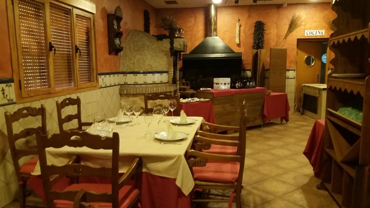 Hostal Seseña Luaran gambar