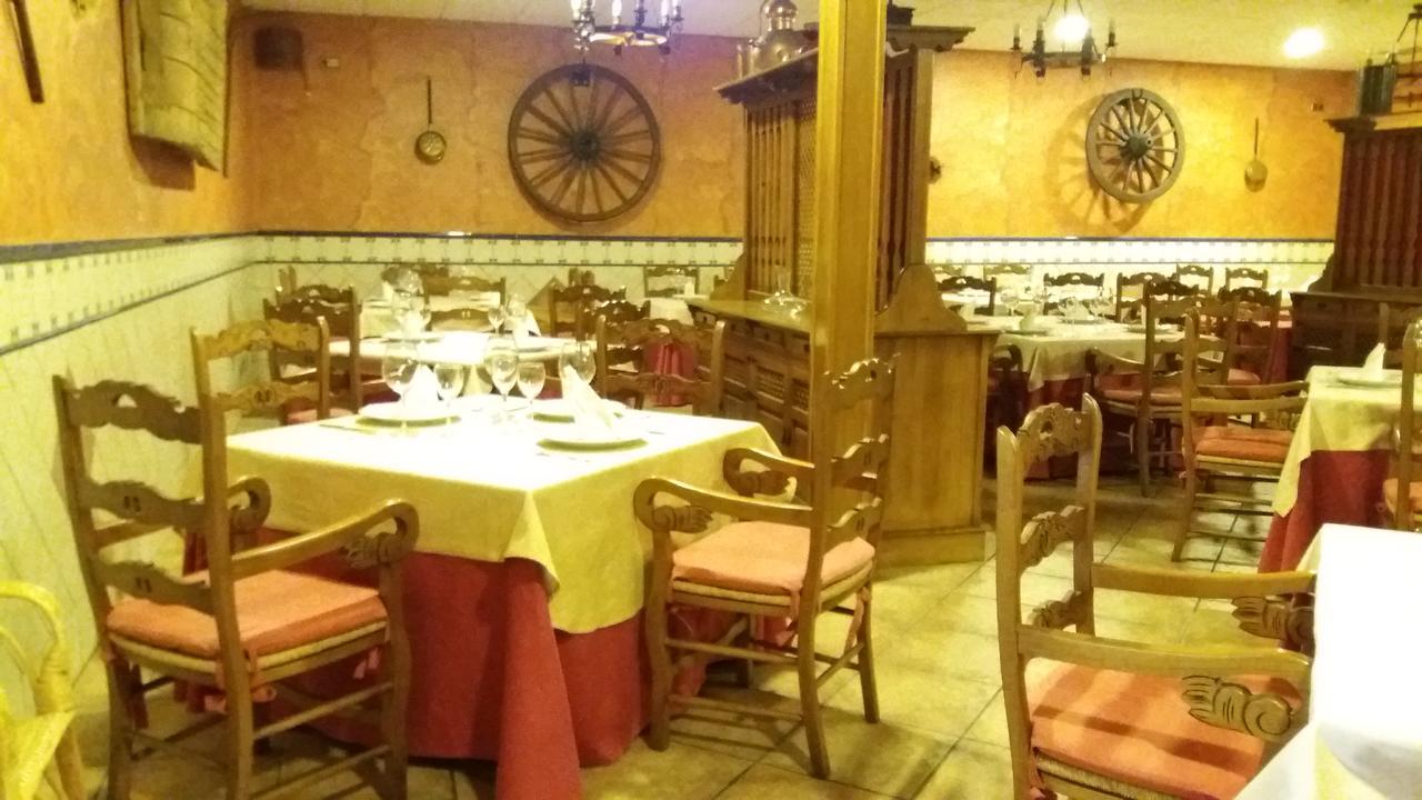 Hostal Seseña Luaran gambar